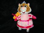 AH hamster Efteling doornroosje roze jurk 30 cm groot, Ophalen of Verzenden, Nieuw, Beeldje of Poppetje