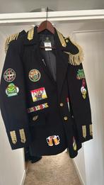 Carnavals jas met emblemen, Ophalen of Verzenden, Zo goed als nieuw