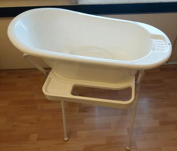 Bebe-jou babybadje met standaard beschikbaar voor biedingen