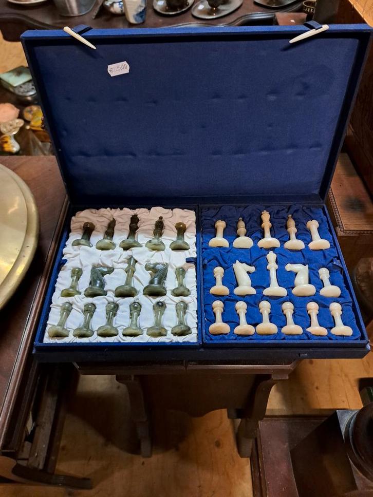Schaakspel oud, Hobby en Vrije tijd, Denksport en Puzzels, Gebruikt, Minder dan 500 stukjes, Ophalen