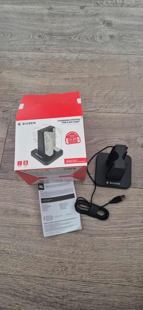 Nintendo Switch Controller Oplaadstation, Spelcomputers en Games, Spelcomputers | Nintendo Consoles | Accessoires, Nieuw, Switch