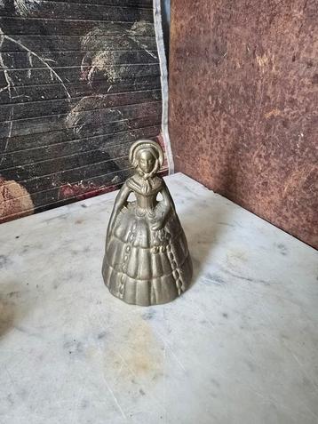 Bronzen tafelbel dame beschikbaar voor biedingen
