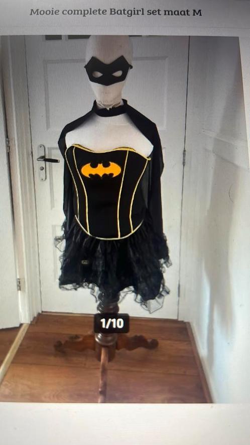 Mooie complete Batgirl set maat M, Kleding | Dames, Carnavalskleding en Feestkleding, Zo goed als nieuw, Kleding, Overige thema's
