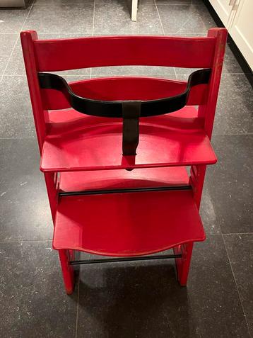 Rode Stokke Tripp Trapp - Gebruikt beschikbaar voor biedingen