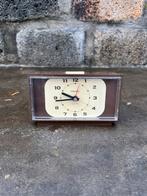 Vintage donkerbruine Principal Electric model KPA123 klok, Ophalen of Verzenden