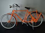 Kleine oranje fiets, Ophalen of Verzenden, Zo goed als nieuw