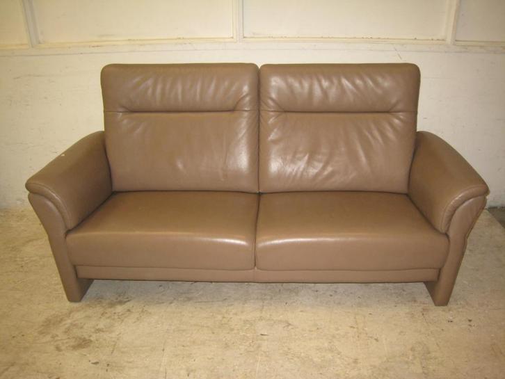 Moderne Prominent Bali 2,5 zits bank, Huis en Inrichting, Banken | Bankstellen, Gebruikt