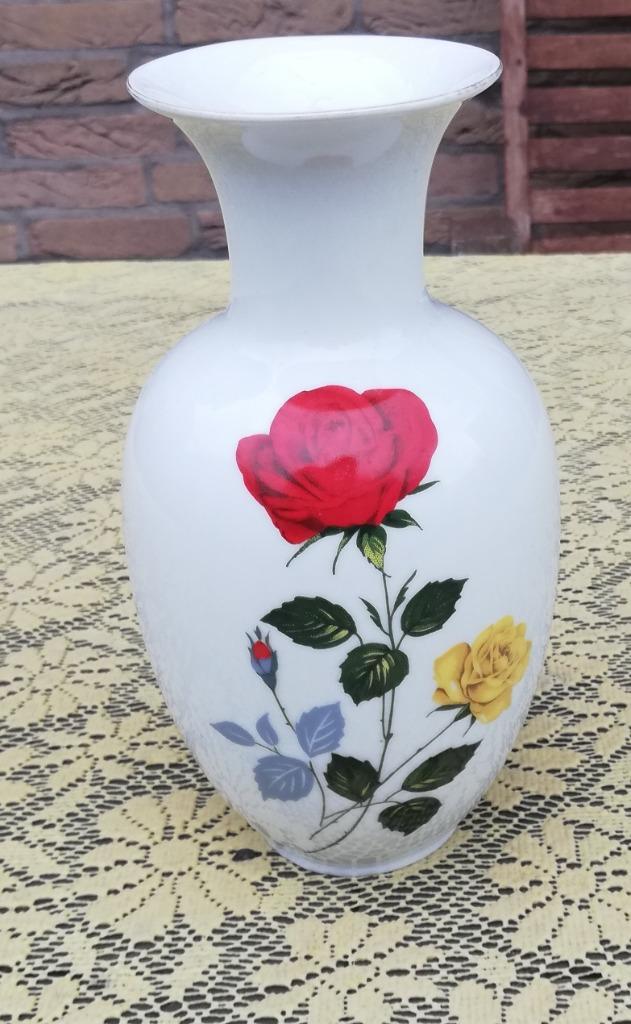 Vintage porseleinen bloemenvaas Royal KPM Bavaria met rozen, Huis en Inrichting, Woonaccessoires | Vazen, Zo goed als nieuw, Wit