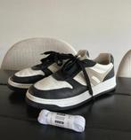 Hogan sneakers dames 39, Kleding | Dames, Schoenen, Ophalen of Verzenden, Zo goed als nieuw, Wit, Sneakers of Gympen