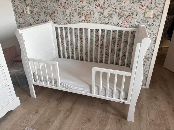 Woodies Noble Vintage Ledikant Wit, Kinderen en Baby's, Babywiegjes en Ledikanten, Zo goed als nieuw, Ledikant, Ophalen of Verzenden