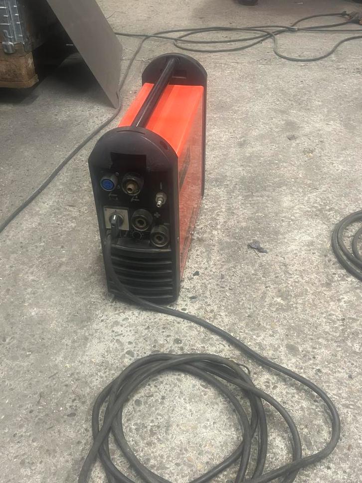 Kemppi Mastertig 2200 lasapparaat, Doe-het-zelf en Verbouw, Gereedschap | Lasapparaten, Gebruikt, Tig, 150 tot 250 ampère, Ophalen
