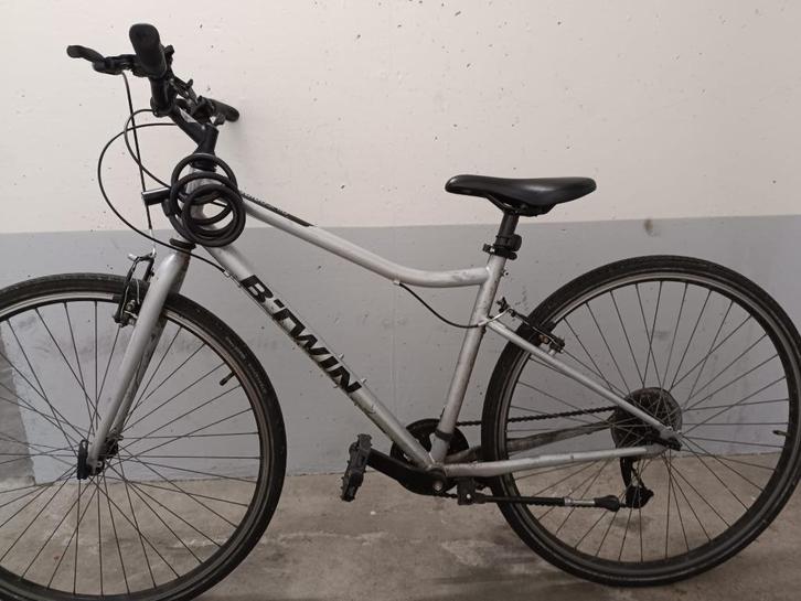 For Sale: Almost New MontaBike Bicycle - Adult Size S, Fietsen en Brommers, Fietsen | Mountainbikes en ATB, Zo goed als nieuw