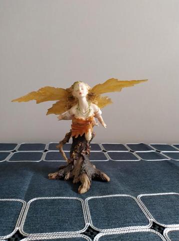 Faerie Glen Classic Finaflight elvenbeeldje  beschikbaar voor biedingen