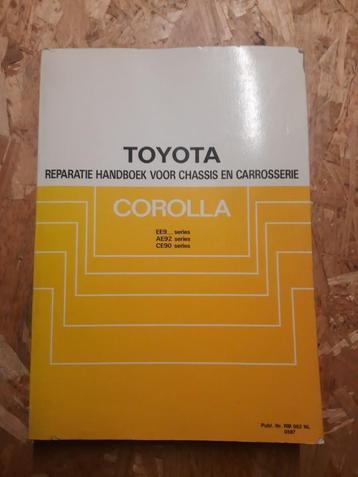 Zeer dik garage werkplaatsboek Toyota corolla E9 1987 - 1992 beschikbaar voor biedingen