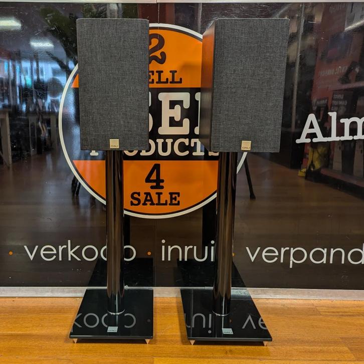 Dali Opticon 2 MK2 Tabacco Oak Met Connect Stand E-601 Luids, Auto diversen, Autospeakers, Zo goed als nieuw
