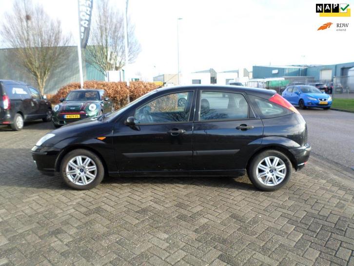 Ford Focus 1.6-16V Futura, Auto's, Ford, Bedrijf, Te koop, Focus, ABS, Airbags, Airconditioning, Boordcomputer, Centrale vergrendeling