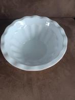 Een nieuwe taartvorm/puddingvorm Emile Henry, Nieuw, Ophalen of Verzenden, Kom(men), Overige stijlen