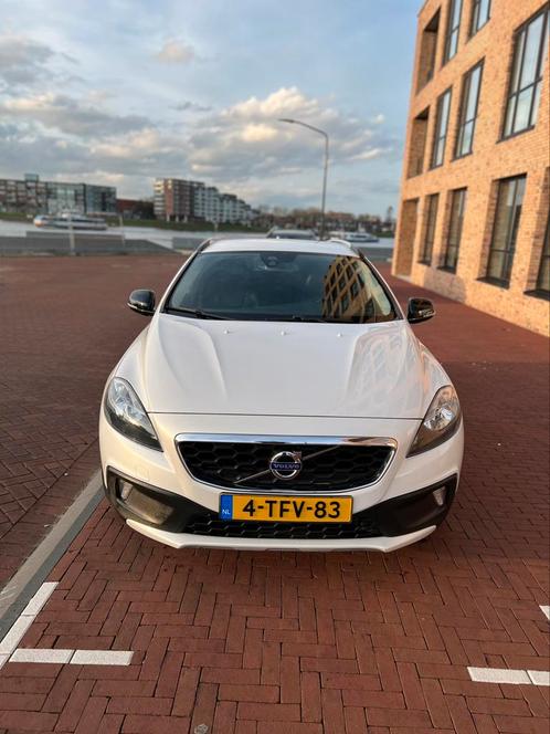 Volvo V40 Cross Country 1.6 T4 180PK 2014 Wit, Auto's, Volvo, Particulier, V40, ABS, Adaptive Cruise Control, Airbags, Airconditioning