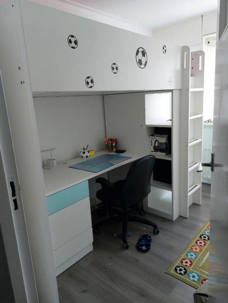Gratis hoogslaperer bureau ikea zie beschrijving, Huis en Inrichting, Slaapkamer | Stapelbedden en Hoogslapers, Gebruikt, Hoogslaper