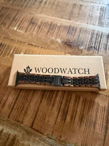 Apple watch band walnoot met titanium schakels 42-44mm beschikbaar voor biedingen