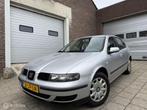 Seat Leon 1.6-16V Signo, Voorwielaandrijving, Gebruikt, 4 cilinders, Leon