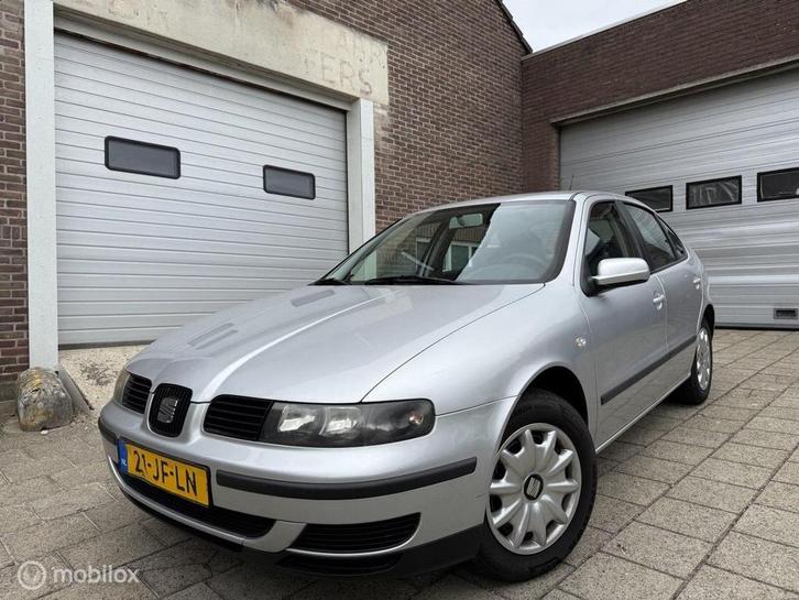 Seat Leon 1.6-16V Signo, Auto's, Seat, Bedrijf, Te koop, Leon, ABS, Airbags, Airconditioning, Alarm, Boordcomputer, Centrale vergrendeling