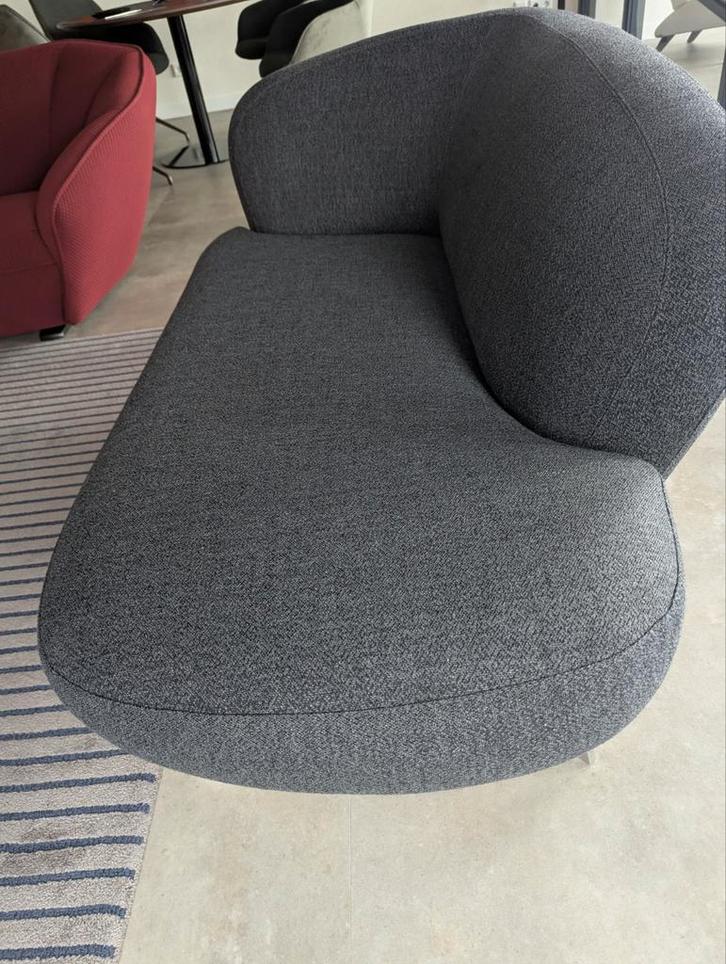 Leolux Flint Divan armleuning links, Huis en Inrichting, Banken | Sofa's en Chaises Longues, Zo goed als nieuw, 75 tot 100 cm