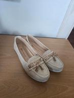 Instappers, Ophalen of Verzenden, Nieuw, Beige, Instappers