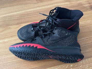 Nike Kyrie 7 EP nieuw-maat 45 beschikbaar voor biedingen