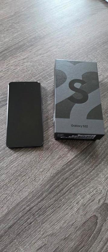 Samsung Galaxy S22  beschikbaar voor biedingen