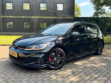 Volkswagen Golf 2.0 Gti Performance 245pk DSG 2018 Zwart Pan beschikbaar voor biedingen
