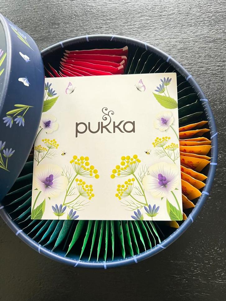 Amazing teabox Pukka Matcha Kurkuma, Diversen, Levensmiddelen, Ophalen of Verzenden