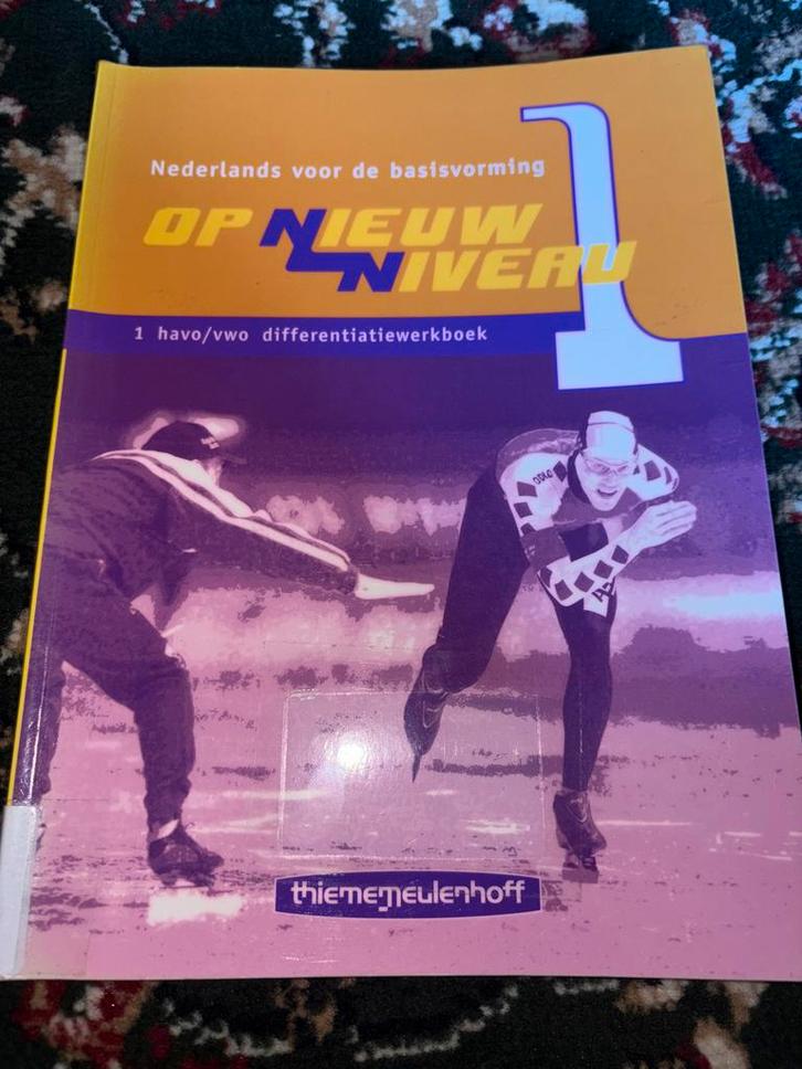 Nederlands boek 1 havo/vwo - Op Nieuw Niveau, Boeken, Schoolboeken, Zo goed als nieuw, Nederlands, HAVO, Ophalen of Verzenden