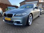 BMW 5-serie 523i High Executive bomvol opties bj 2010 M bump, Auto's, Euro 5, Achterwielaandrijving, Gebruikt, 2000 kg