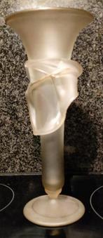 Gesigneerd vaas, Antiek en Kunst, Antiek | Glas en Kristal, Ophalen of Verzenden