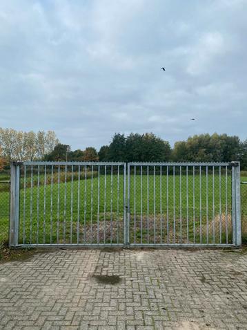 Metalen Poort - Spijlenhekwerk 520 breed beschikbaar voor biedingen