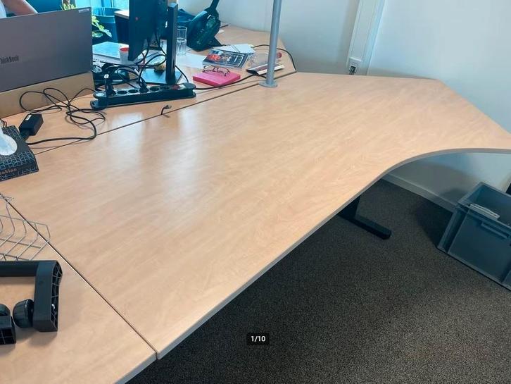 Diverse Hoekbureau’s - Praktisch en Ruimtelijk, Huis en Inrichting, Bureaus, Zo goed als nieuw, Bureau, In hoogte verstelbaar