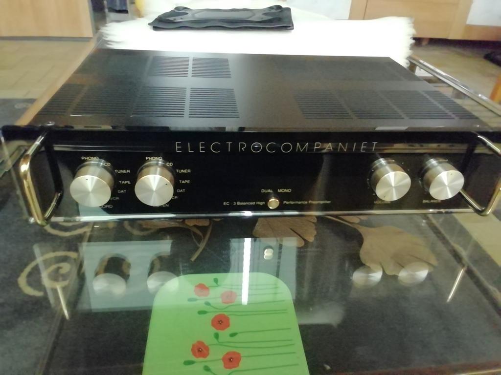 Te Koop,, Audio, Tv en Foto, Ophalen of Verzenden, Zo goed als nieuw, 120 watt of meer, Overige merken