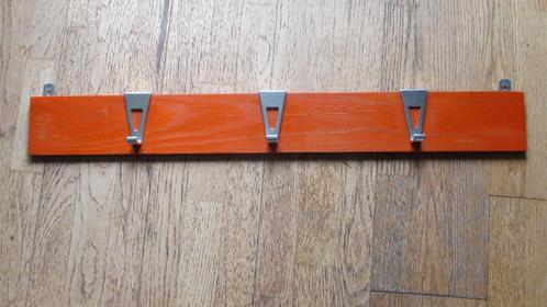 Leuke smalle vintage wandkapstok met 3 bijzondere haken '70, Huis en Inrichting, Woonaccessoires | Kapstokken, Gebruikt, Wandkapstok