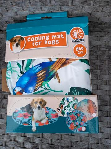 Cooling mat kleine hond of kat beschikbaar voor biedingen