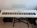 Roland FP-50 white, Muziek en Instrumenten, Piano, Ophalen of Verzenden, Wit, Zo goed als nieuw