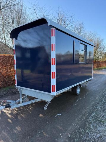 Zeer nette brouwer Schaftwagen,Schaftkeet,snelverkeer,keet beschikbaar voor biedingen