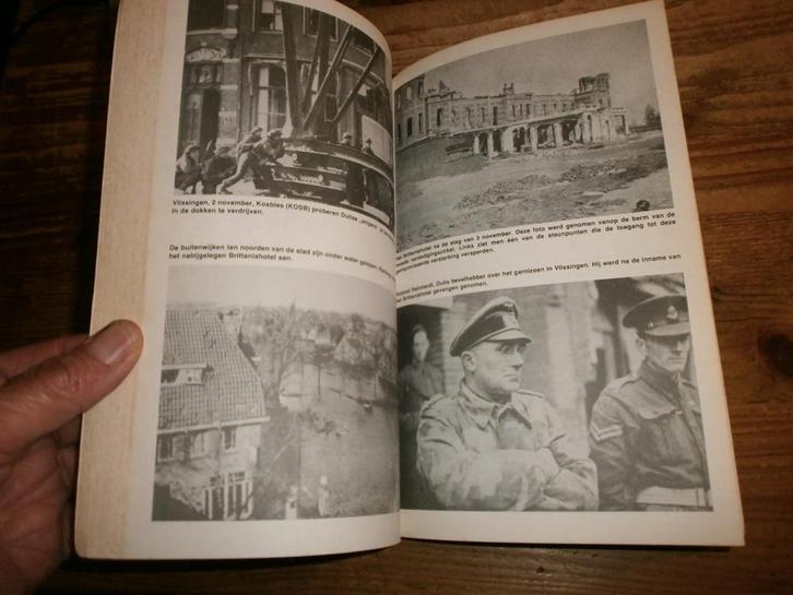 de kanonnen van walcheren met fotos wo 2, Boeken, Oorlog en Militair, Gelezen, Tweede Wereldoorlog, Ophalen of Verzenden