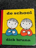 De school / dick bruna, Boeken, Ophalen of Verzenden, Zo goed als nieuw