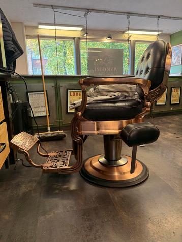 Vintage Barber Stoel - Stoellen beschikbaar voor biedingen