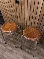 Industriële houten krukjes, Huis en Inrichting, Ophalen of Verzenden, Gebruikt, Hout