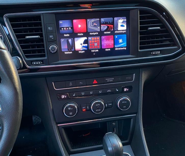 Seat Leon mib 2 incl 8” display volledig vrijgeschakeld, Auto diversen, Autoradio's, Zo goed als nieuw, Ophalen of Verzenden