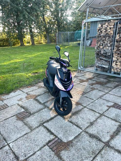 Piaggio zip 125cc 2t stage 2 getuned, Fietsen en Brommers, Scooters | Piaggio, Zo goed als nieuw, Zip, Maximaal 25 km/u, Tweetakt
