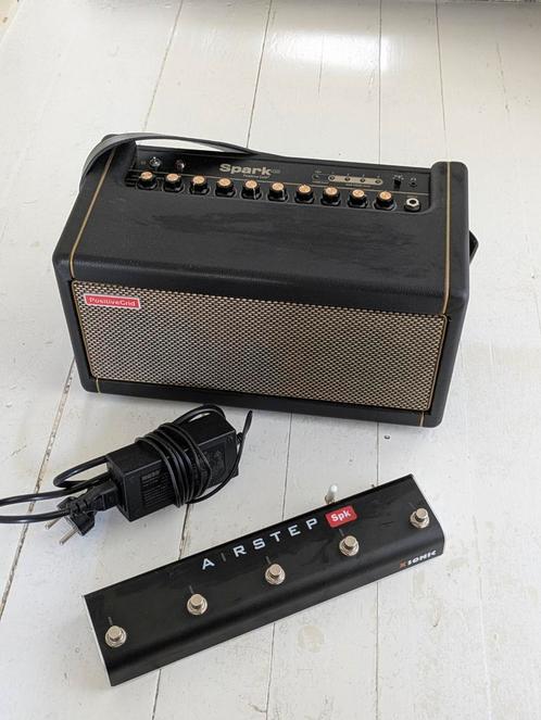 Positive Grid Spark 40 modeler amp versterker, Muziek en Instrumenten, Versterkers | Bas en Gitaar, Zo goed als nieuw, Minder dan 50 watt
