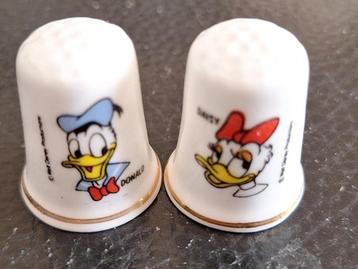 Vingerhoeden van Disney en voetbalclubs beschikbaar voor biedingen